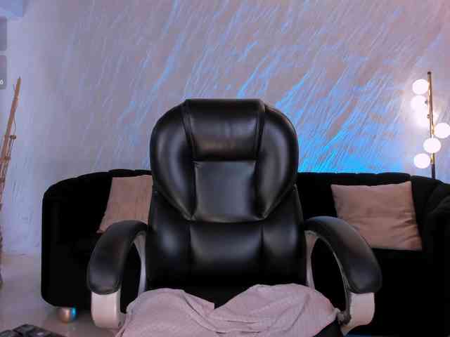 ChloePreston webcam