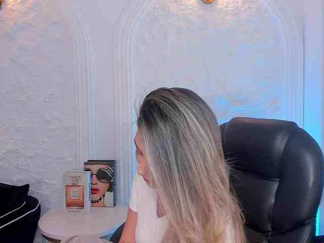 ChloePreston webcam