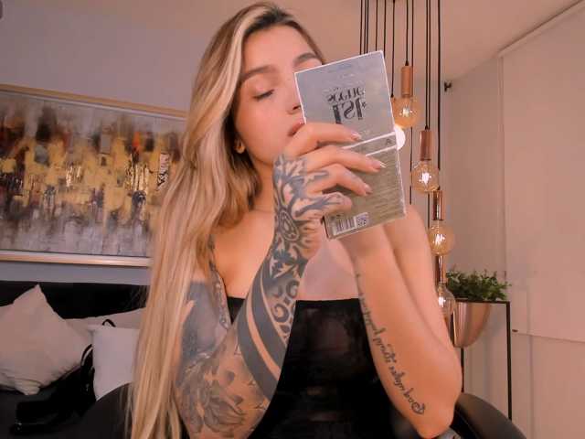 LexieWayne live cam on BongaCams