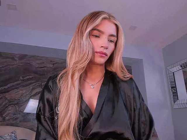 LexieWayne live cam on BongaCams