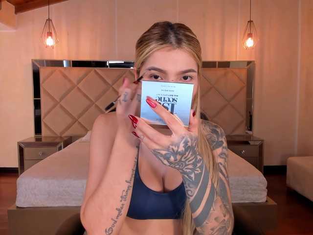 LexieWayne's BongaCams show and profile