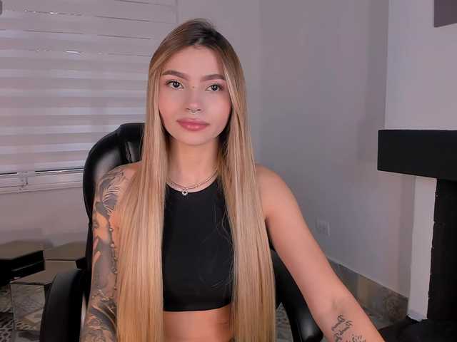 LexieWayne live cam on BongaCams