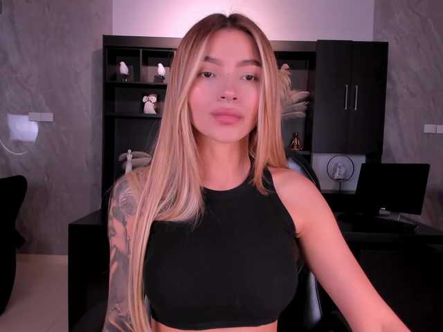 LexieWayne live cam on BongaCams