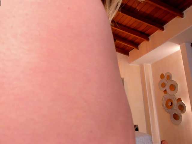 LexieWayne's BongaCams show and profile