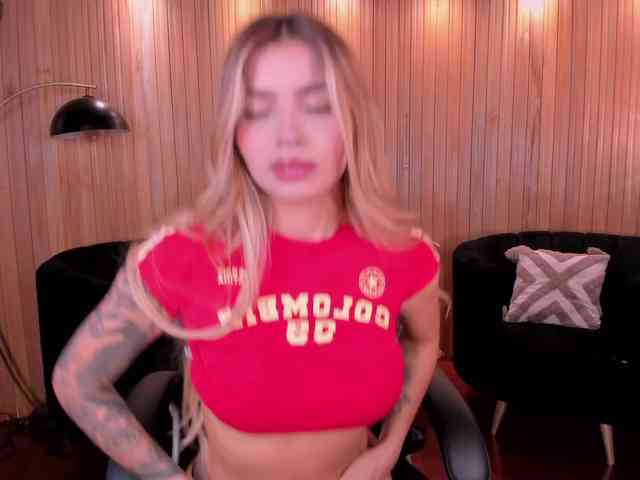 LexieWayne webcam