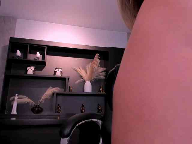 LexieWayne webcam