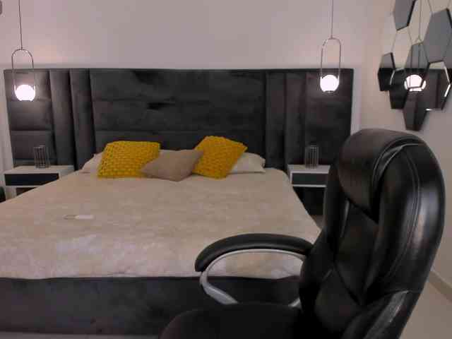 LexieWayne webcam