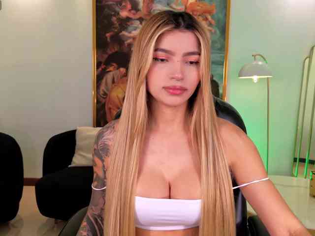 LexieWayne webcam