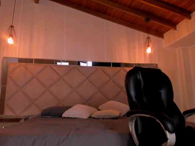 LexieWayne webcam