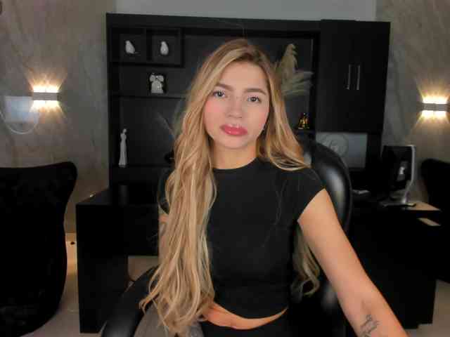 LexieWayne webcam