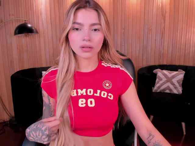LexieWayne webcam