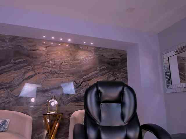 LexieWayne webcam