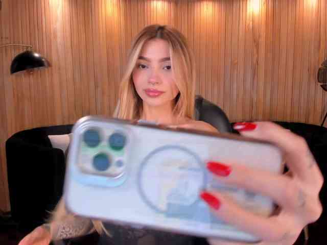 LexieWayne webcam