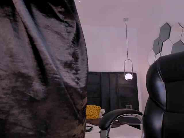 LexieWayne webcam