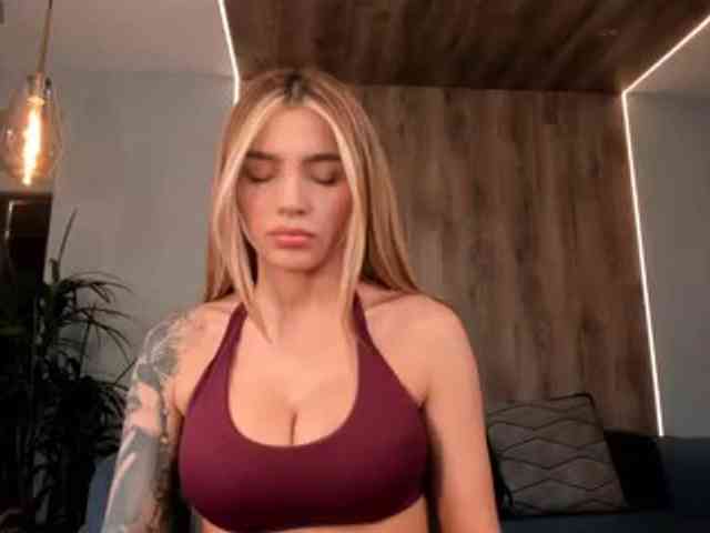 LexieWayne webcam