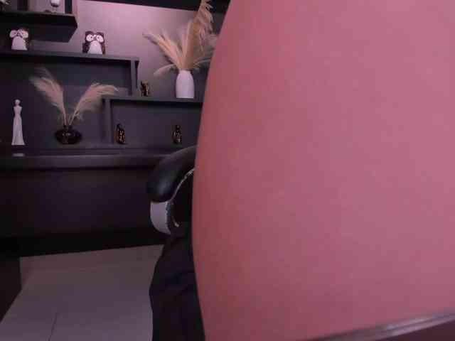 LexieWayne webcam