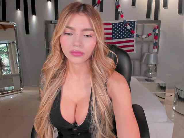 LexieWayne webcam