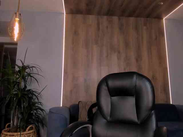 LexieWayne webcam