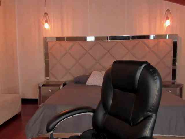 LexieWayne webcam