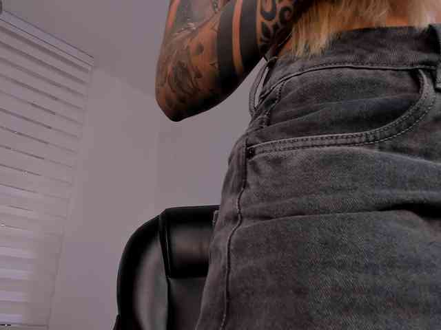 LexieWayne webcam