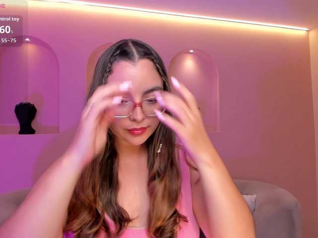 AllisonRogers live cam on BongaCams