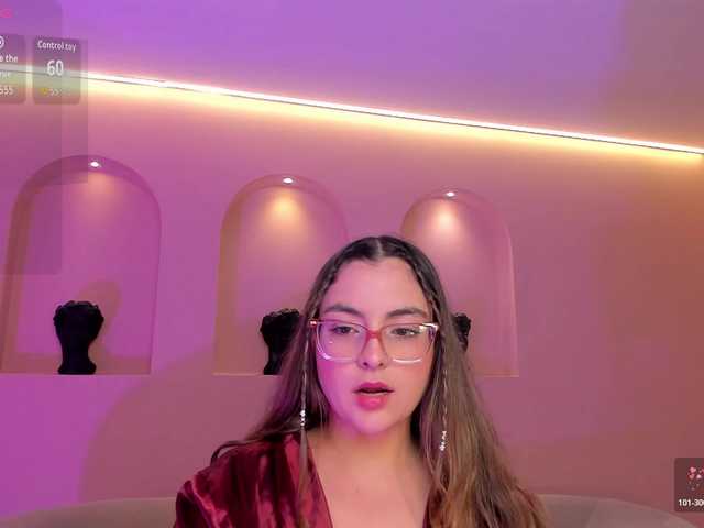 AllisonRogers live cam on BongaCams