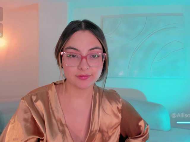 AllisonRogers live cam on BongaCams