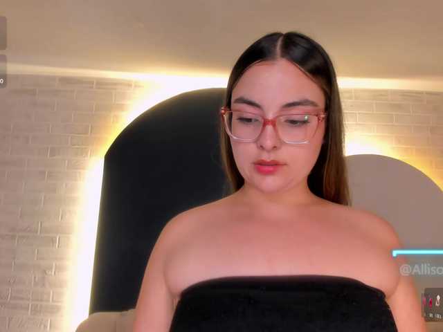AllisonRogers live cam on BongaCams