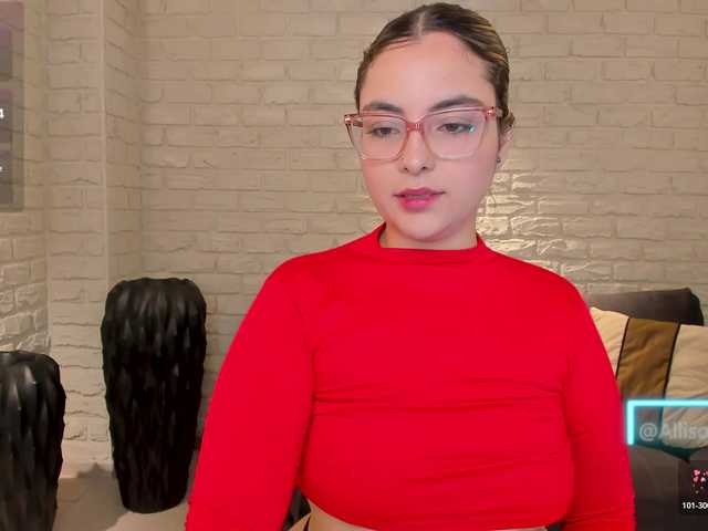 le modèle AllisonRogers est en webcam porno dans un show sur le site bongacams, il possède les tags suivants: Latino/Hispanic,Brunette,Shaved