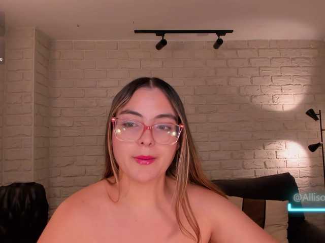 AllisonRogers live cam on BongaCams