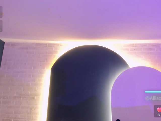 AllisonRogers live cam on BongaCams