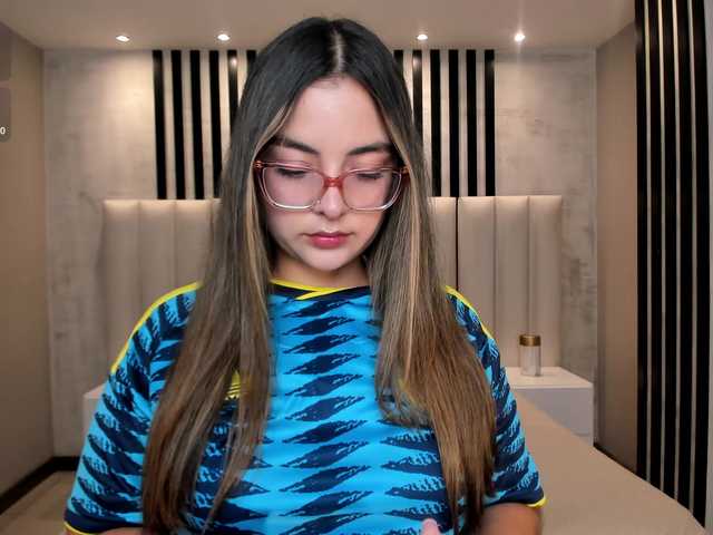 AllisonRogers live cam on BongaCams