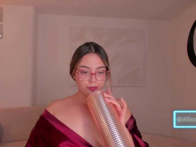 AllisonRogers live cam on BongaCams