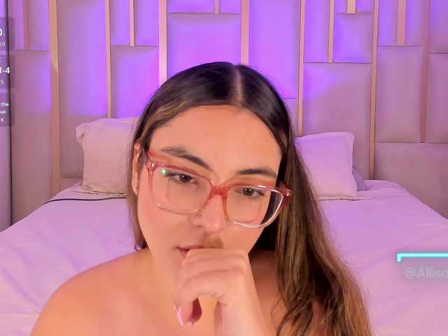 AllisonRogers live cam on BongaCams