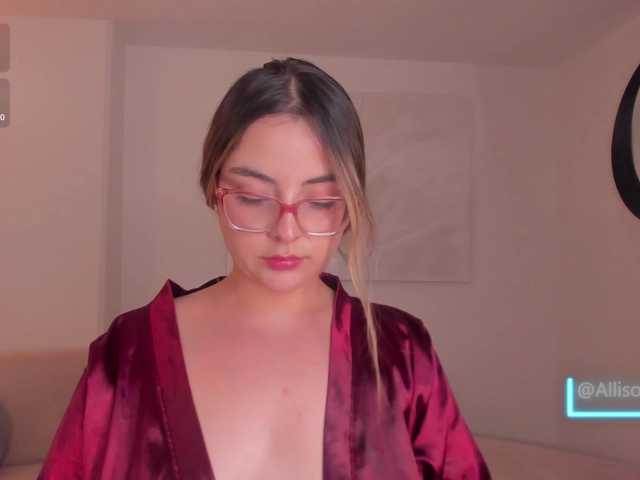 AllisonRogers live cam on BongaCams