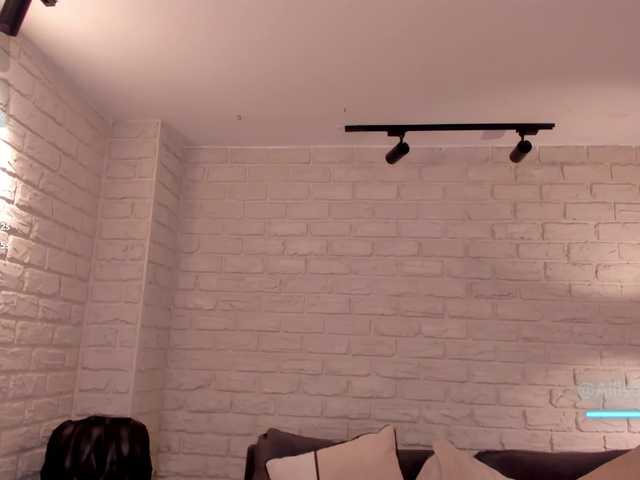 AllisonRogers live cam on BongaCams