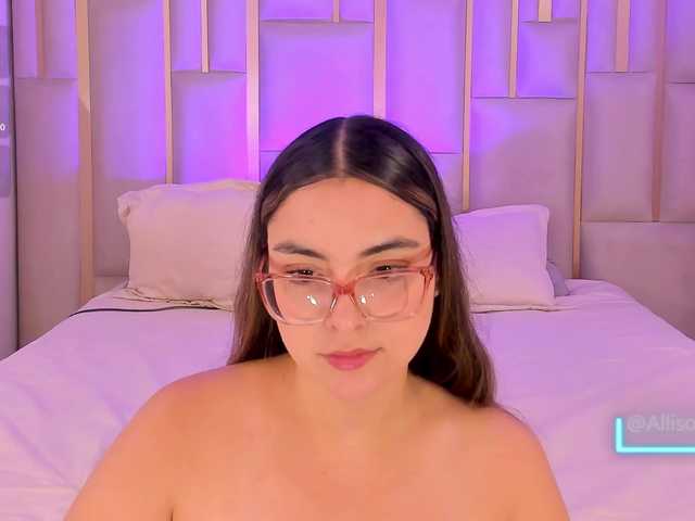 AllisonRogers live cam on BongaCams