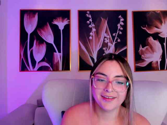 AllisonRogers webcam