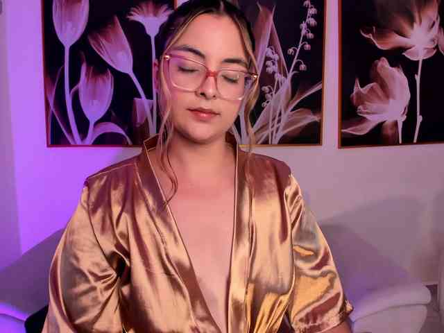 AllisonRogers webcam