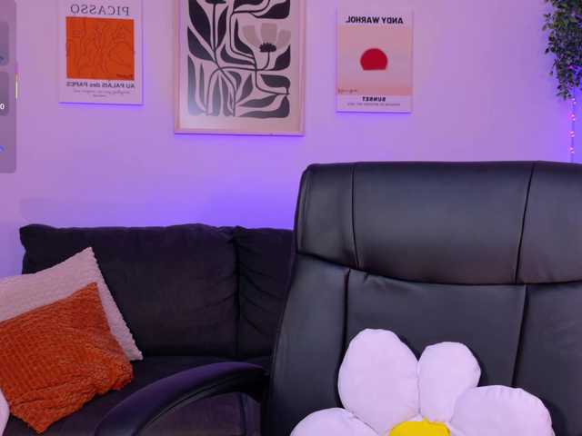 ViolettCastel's BongaCams show and profile