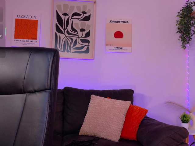 ViolettCastel's BongaCams show and profile