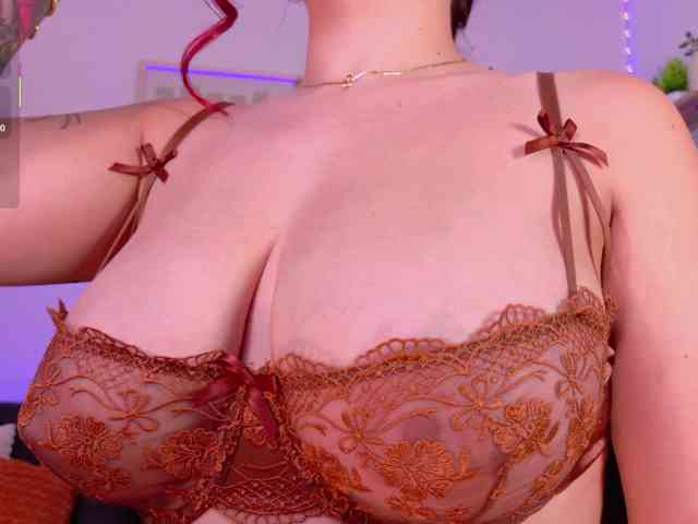 ViolettCastel webcam