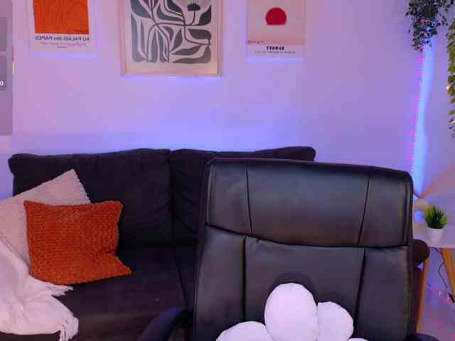 ViolettCastel webcam