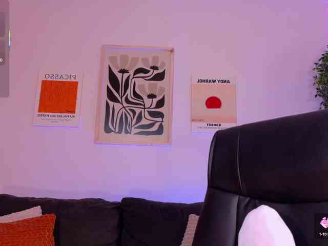 ViolettCastel webcam