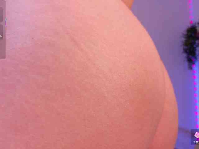 ViolettCastel webcam