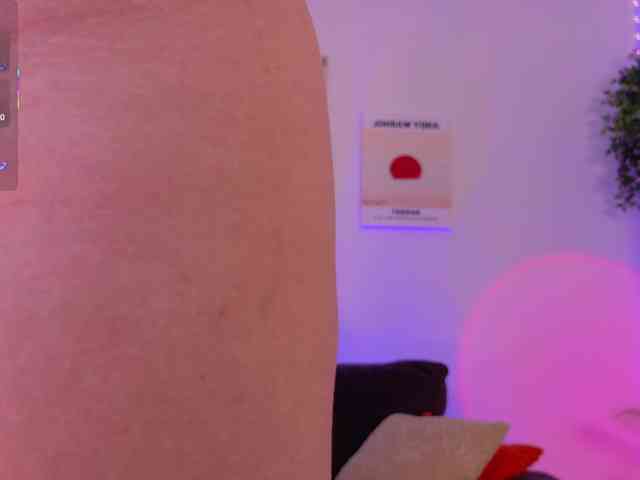 ViolettCastel webcam