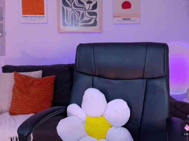 ViolettCastel webcam