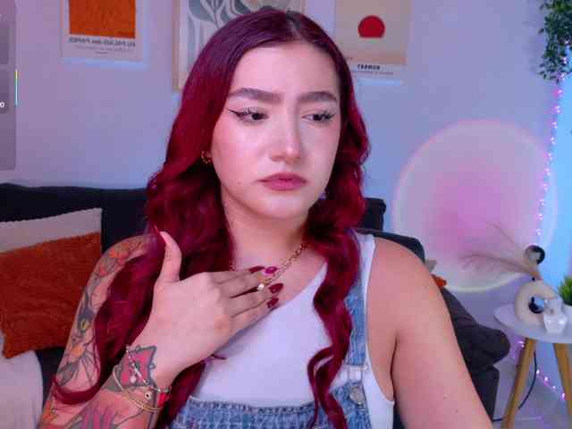 ViolettCastel webcam