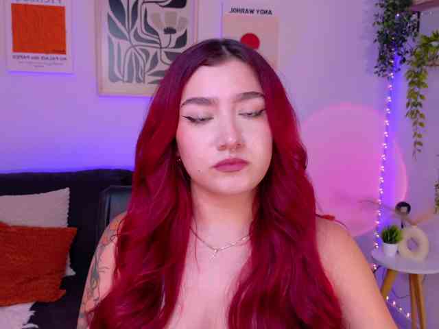 ViolettCastel webcam