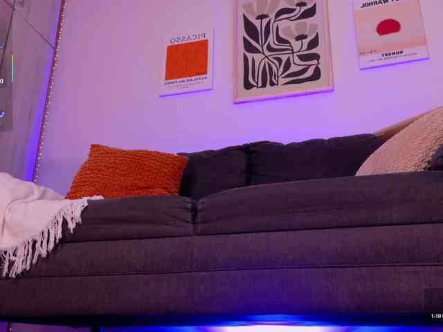 ViolettCastel webcam